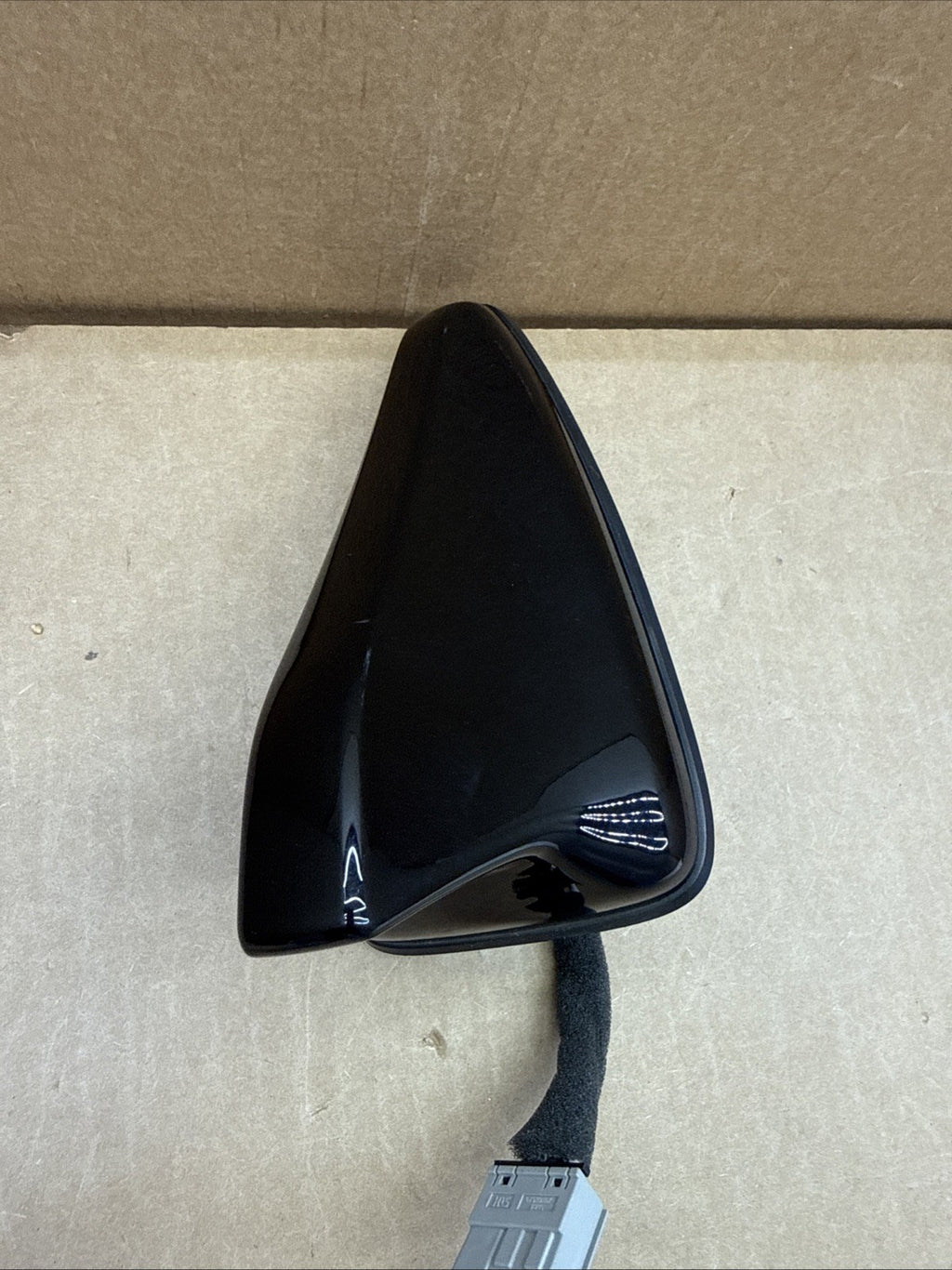 2017-2019 Kia Niro Roof Mounted Radio Audio Antenna Black 96210-G5120ABP7