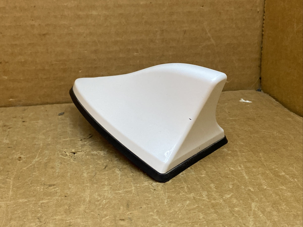2014 2016 Kia Forte Shark Fin Antenna Assembly Shimmering White 96210 A7100SWP7