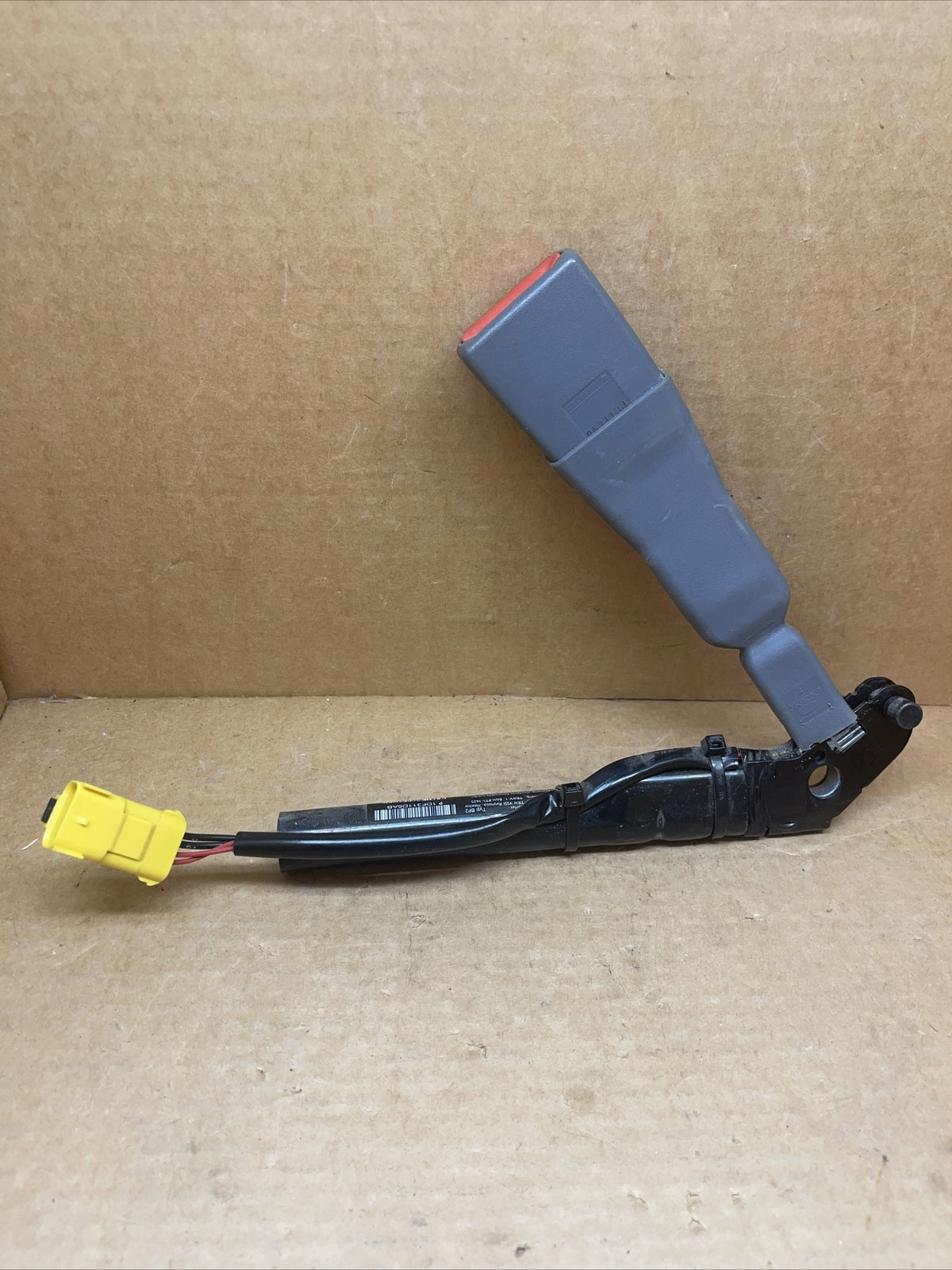 11 14 VW Volkswagen Routan Front Left Driver Seat Belt Seatbelt Buckle Latch2