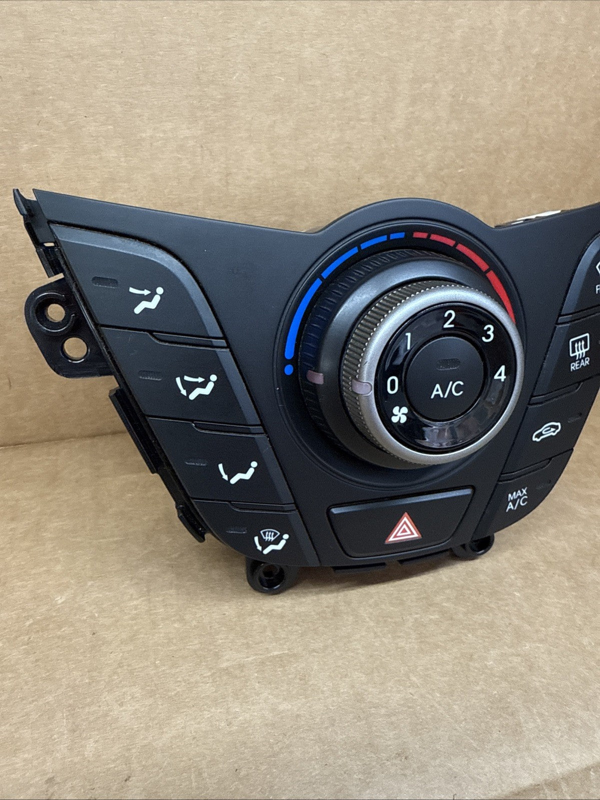 2012 2017 Hyundai Veloster A/C Heater Climate Temperature Control 97250 2V0101