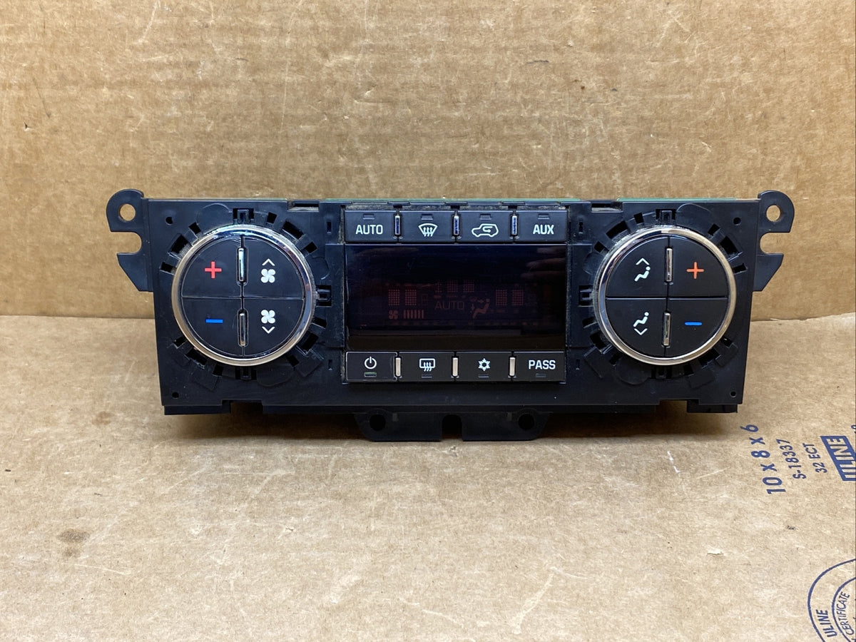 2007 2012 GMC Acadia Front Digital Climate Temp Temperature Control 258947090