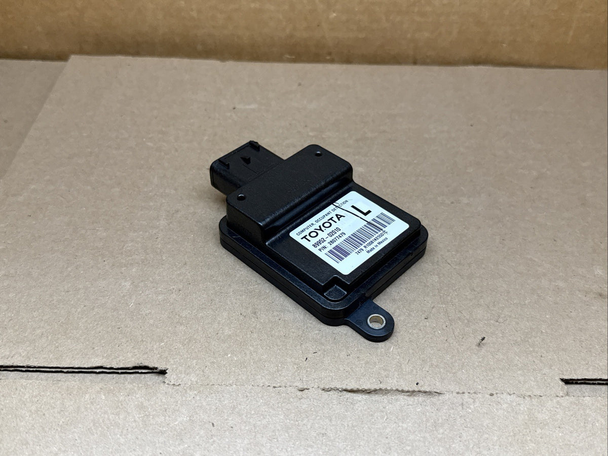 2009 2012 Toyota Corolla Occupant Detection Module Sensor 89952 020102