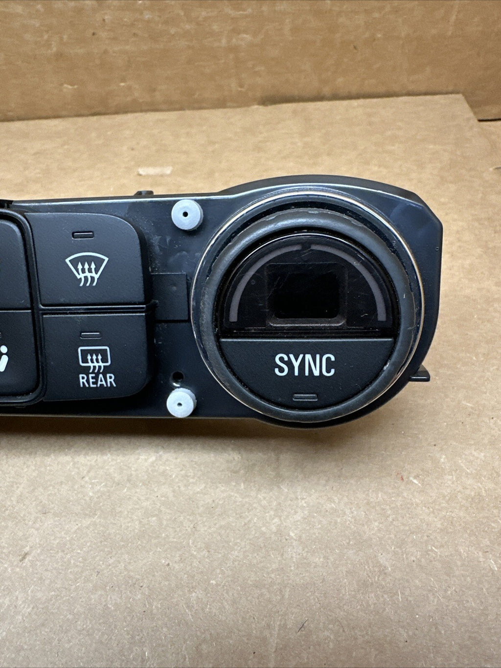 2017 2019 GMC Acadia AC Heater Temperature Climate Control Unit 841737484