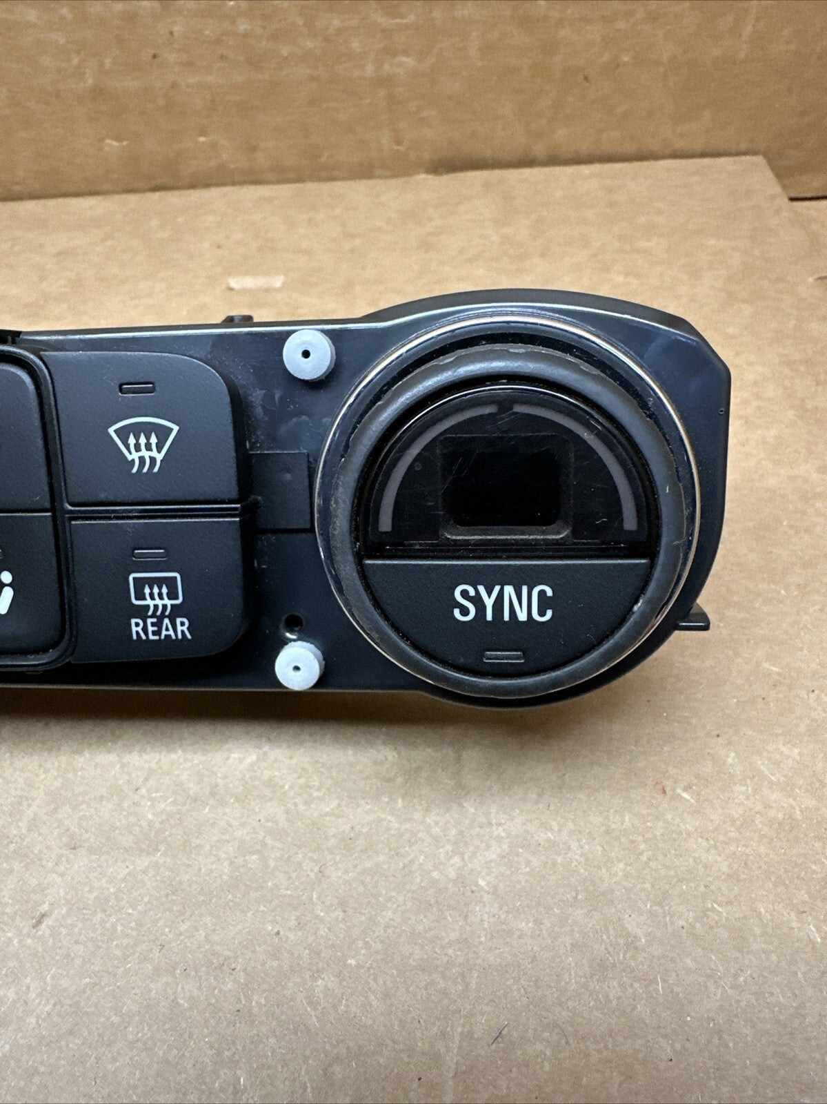 2017 2019 GMC Acadia AC Heater Temperature Climate Control Unit 841737484