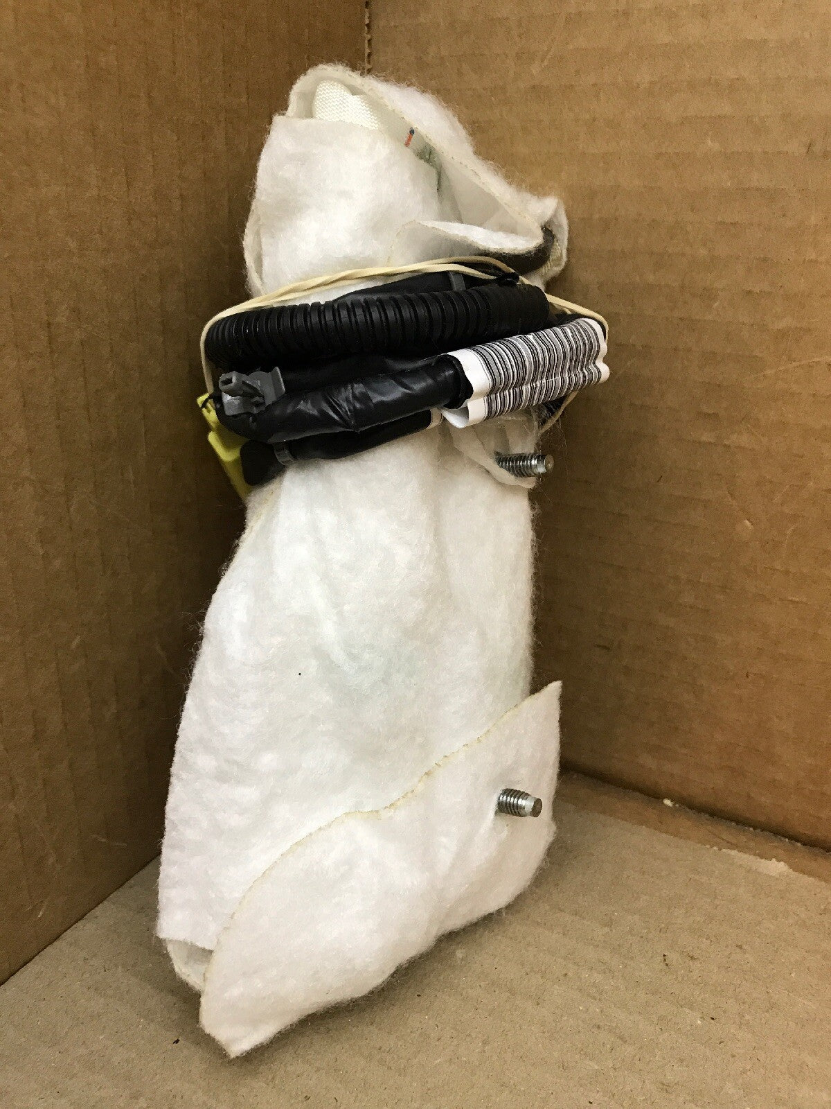 2008 2012 NISSAN TITAN FRONT LEFT SIDE DRIVER SEAT AIR BAG AIRBAG OEM4