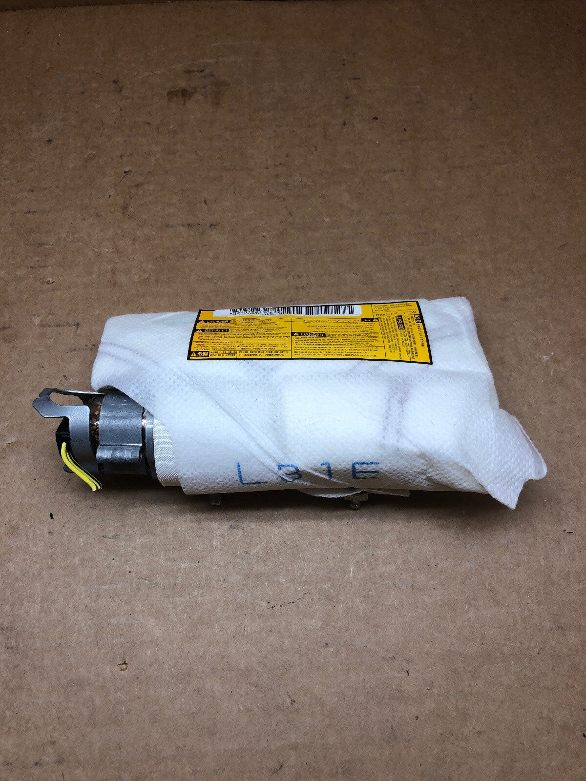 TOYOTA COROLLA / MATRIX FRONT LEFT DRIVER SIDE SEAT AIR BAG AIRBAG0