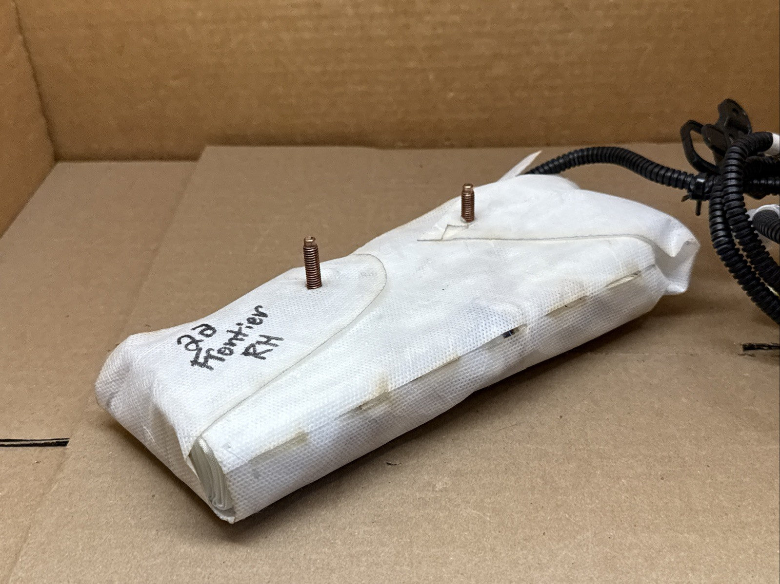 2022 2026 Nissan Frontier Front Right Side Passenger Seat Air Bag Airbag6