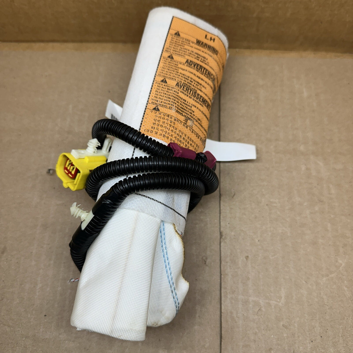 2009-2019 Ford Flex Lincoln MKT Front Left Side Driver Seat Air Bag Airbag2