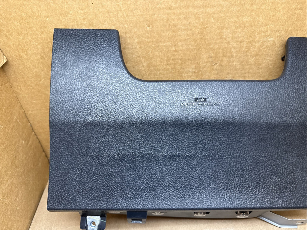 2013 2018 Toyota Rav 4 Rav4 Left Side Driver Knee Lower Air Bag Airbag Black2