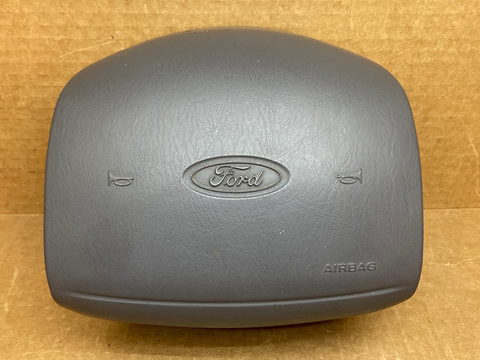 1999 2004 Ford F150 F250 Expedition LH Driver Steering Wheel Airbag Air Bag OEM 1