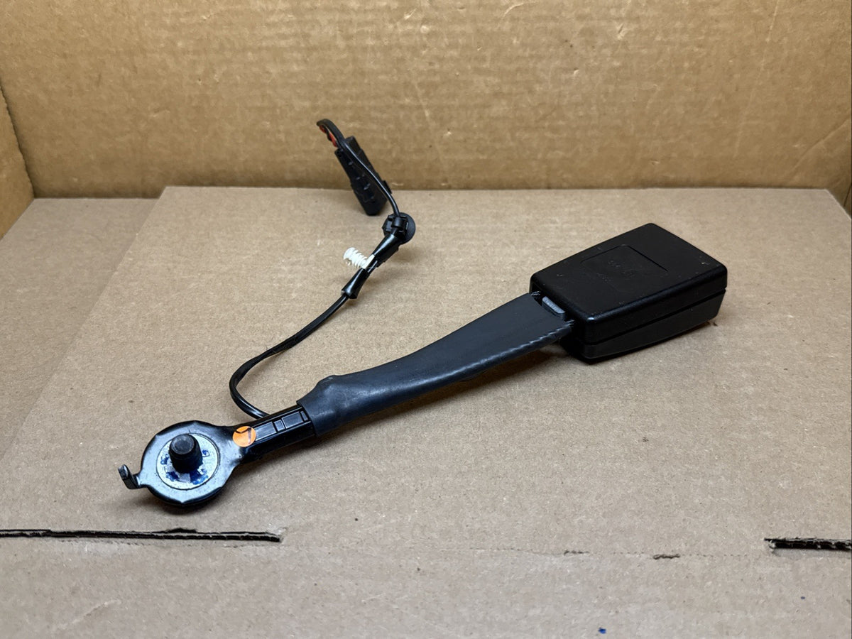 2016 2019 Ford Explorer Front Left Driver Side Seat Belt Seatbelt Buckle8