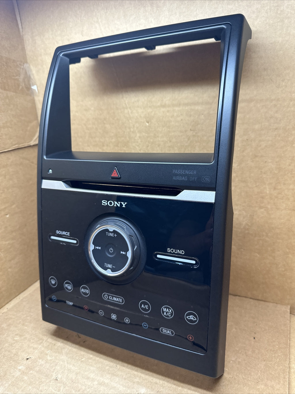 2014 2019 Ford Flex Radio Audio Climate Control Panel Sony EA8T 18A802 CC2
