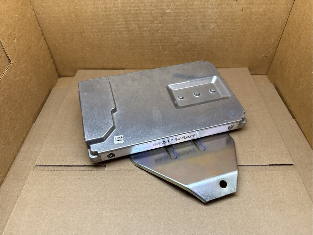 2015 2022 Jeep Grand Cherokee Radio Audio Stereo Amp Amplifier 68207346AH1