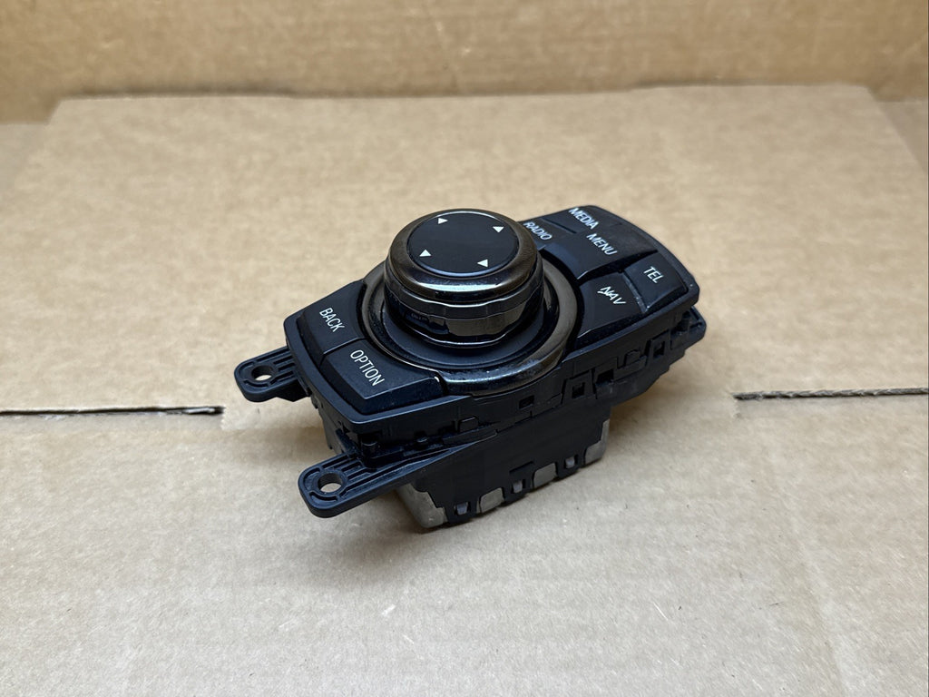 11 13 BMW F10 528i 535i 550i M5 HEAD UNIT MULTIMEDIA CONTROL 6582 9286701 014