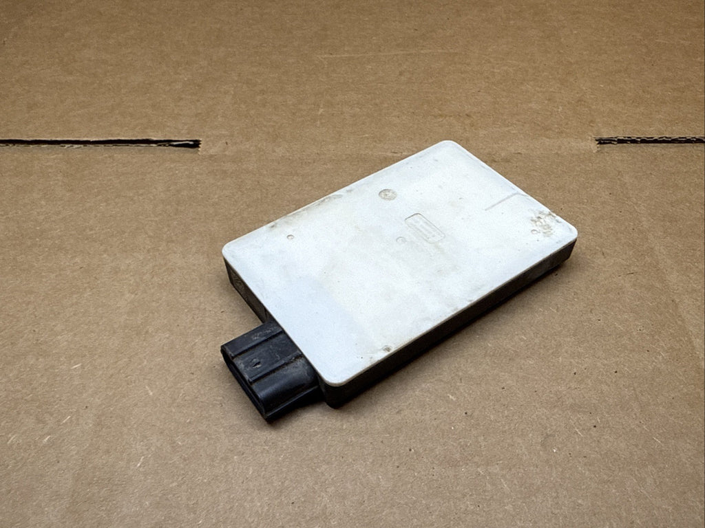 2017 2018 CHRYSLER PACIFICA BLIND SPOT RADAR MODULE SENSOR 04672625AD6