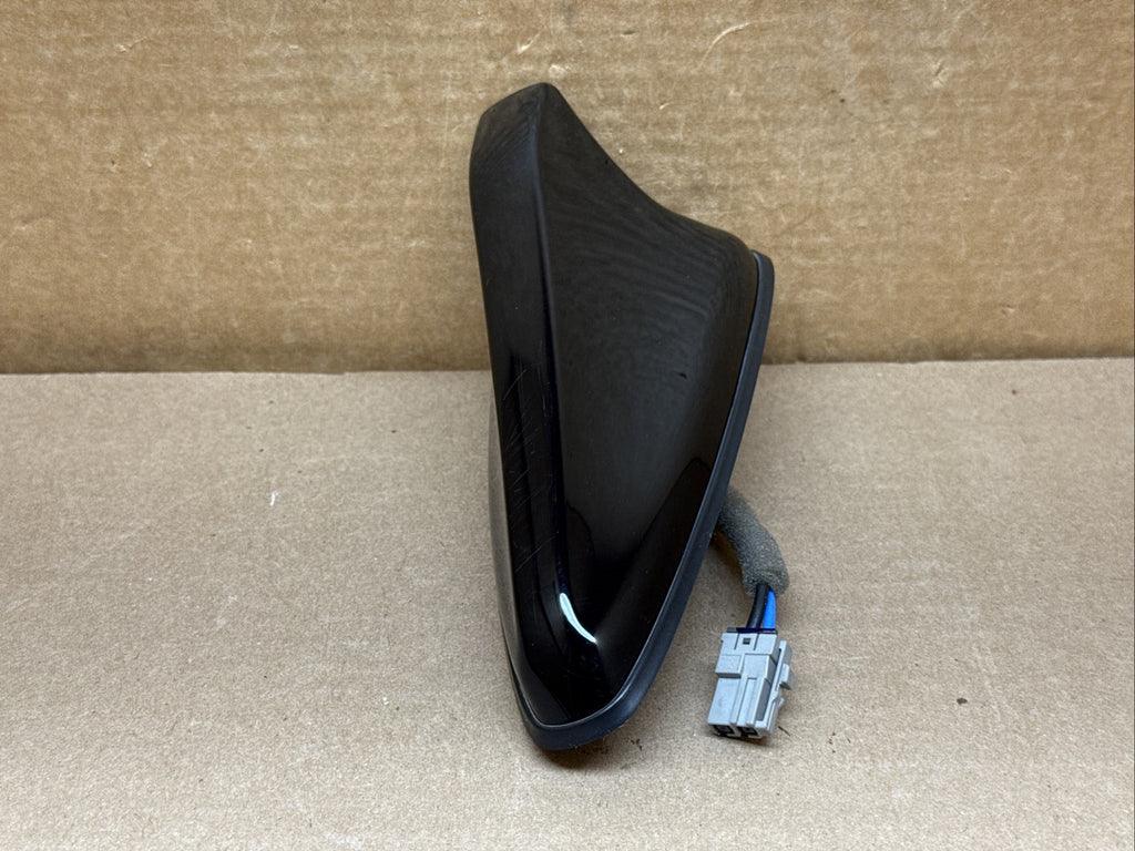 2020 2022 Kia Soul Radio Roof Rear Antenna Assembly Black OEM 96210 K00002