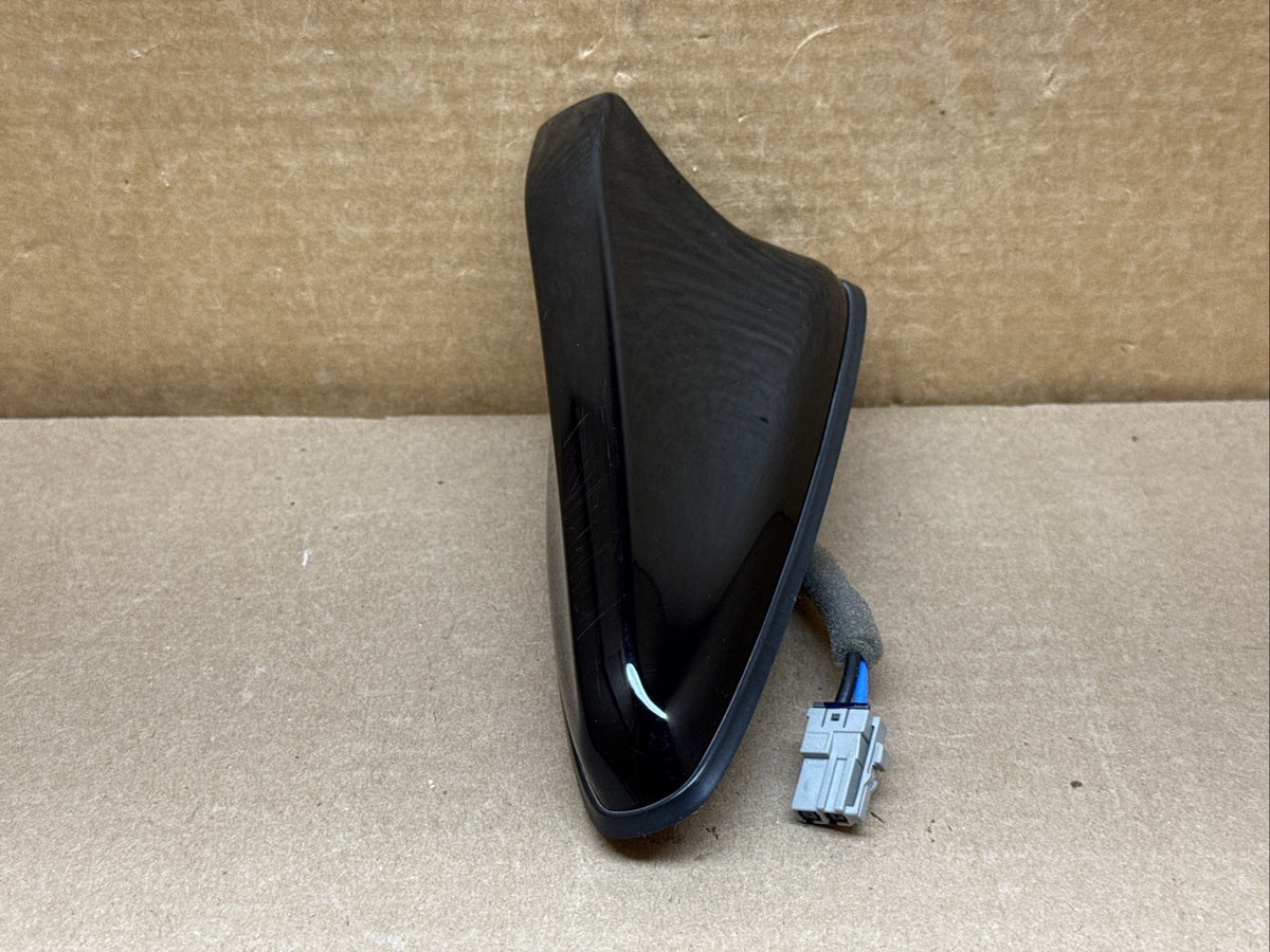 2020 2022 Kia Soul Radio Roof Rear Antenna Assembly Black OEM 96210 K00002
