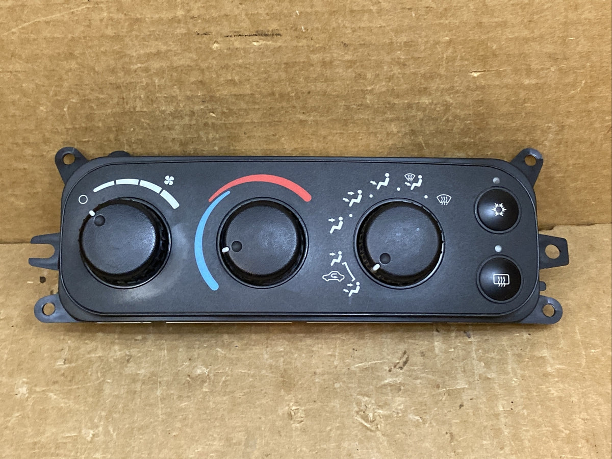 02 05 Dodge Ram Temp Temperature Climate Control Switches Dials P55056321AD0