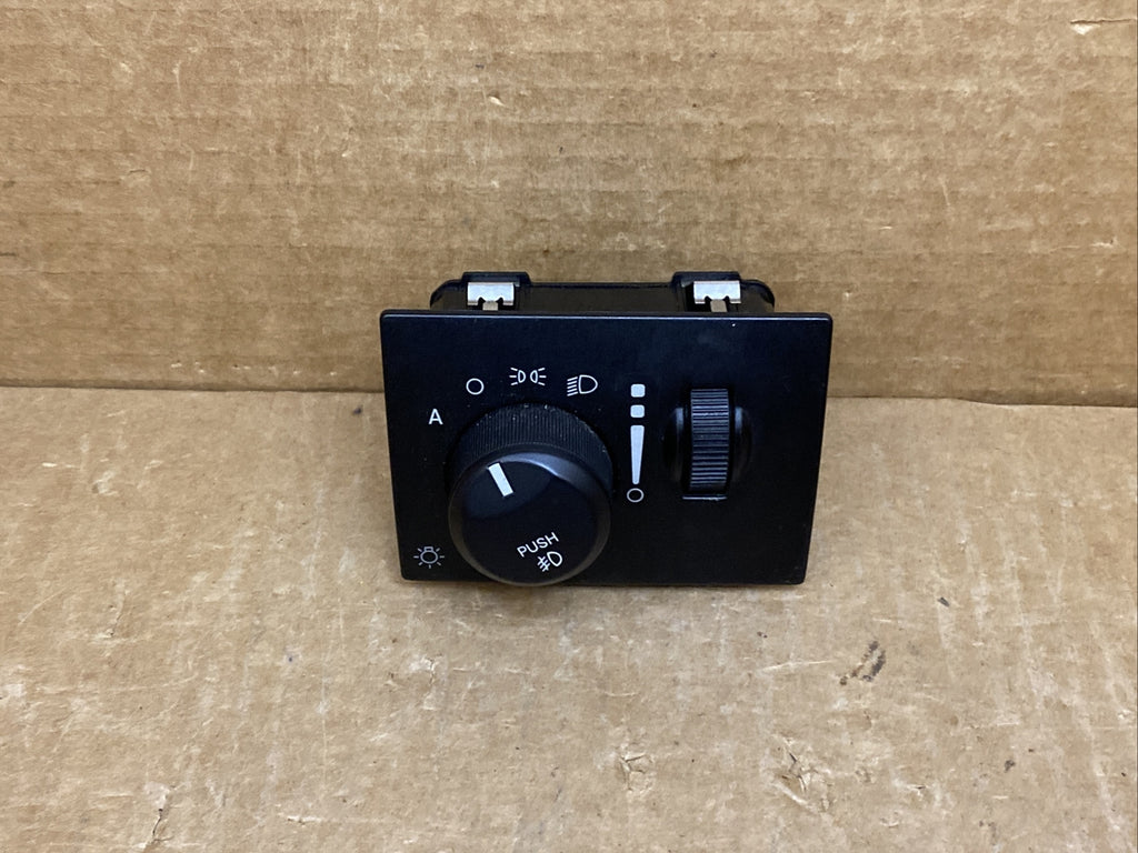 2006 2010 Charger Magnum Challeger 300 Head Light Headlight Switch P68019789AD1