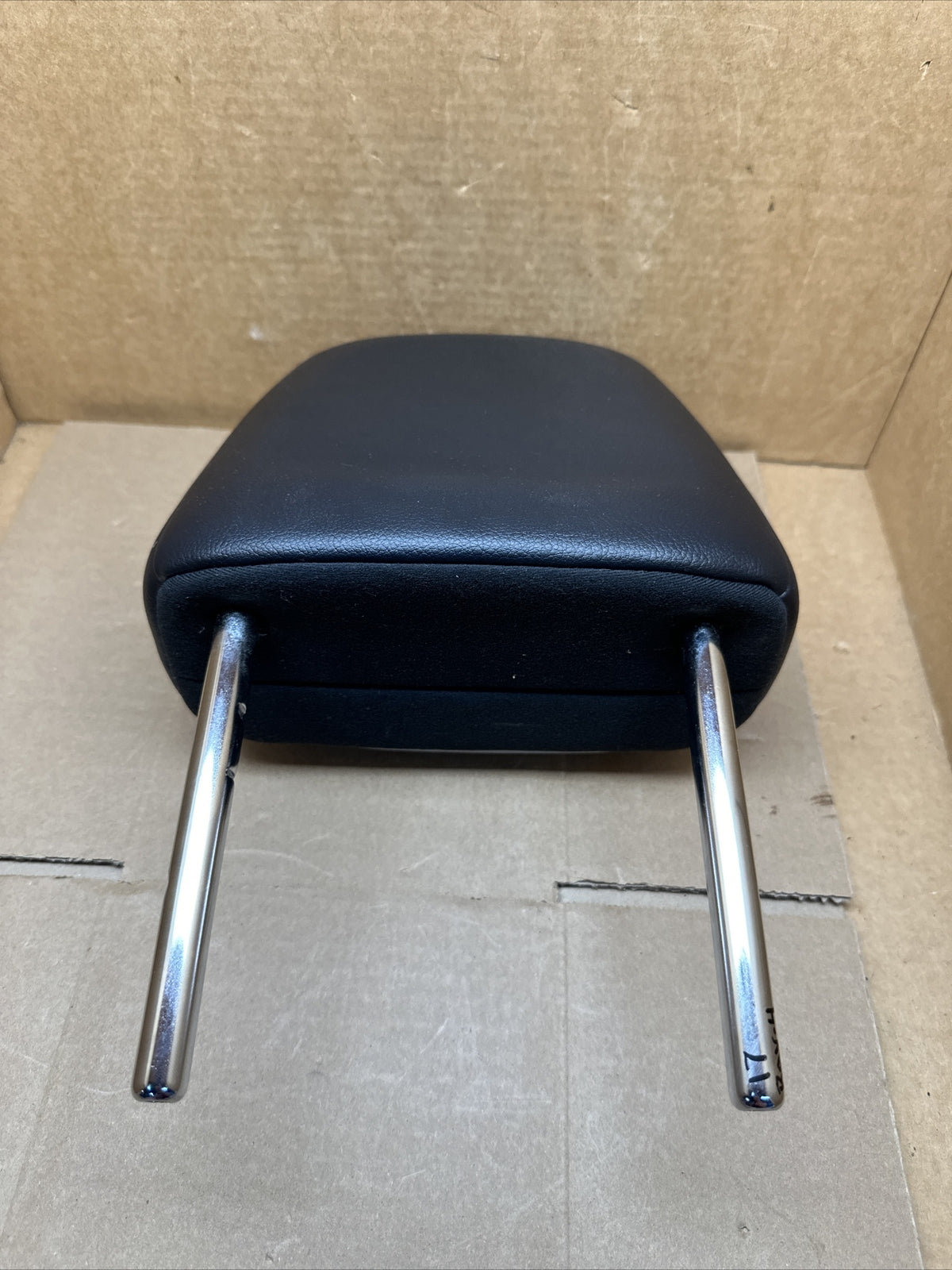 2013 2018 Toyota Rav4 Front Seat Headrest Left Right Driver Passenger Gray3