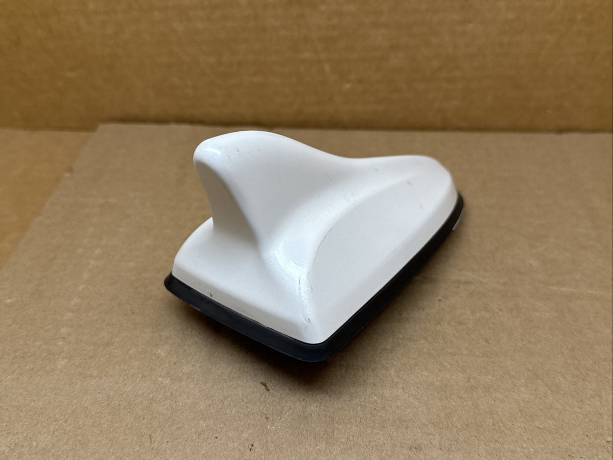 2015 2017 Hyundai Sonata Shark Fin Antenna Pearl White 96210 C2101WW85