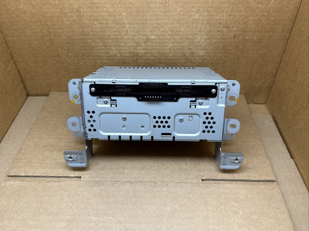 2013 2014 Lincoln MKT Radio Receiver CD Player DE9T 19C107 HC0