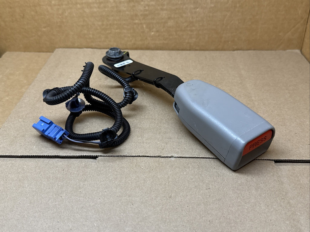 2012 2016 Honda CRV CR V Front Left Driver Side Seat Belt Seatbelt Buckle Gray2