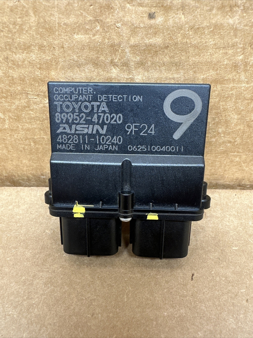 2010   2015 TOYOTA PRIUS OCCUPANT SENSOR 89952 47020 OEM0