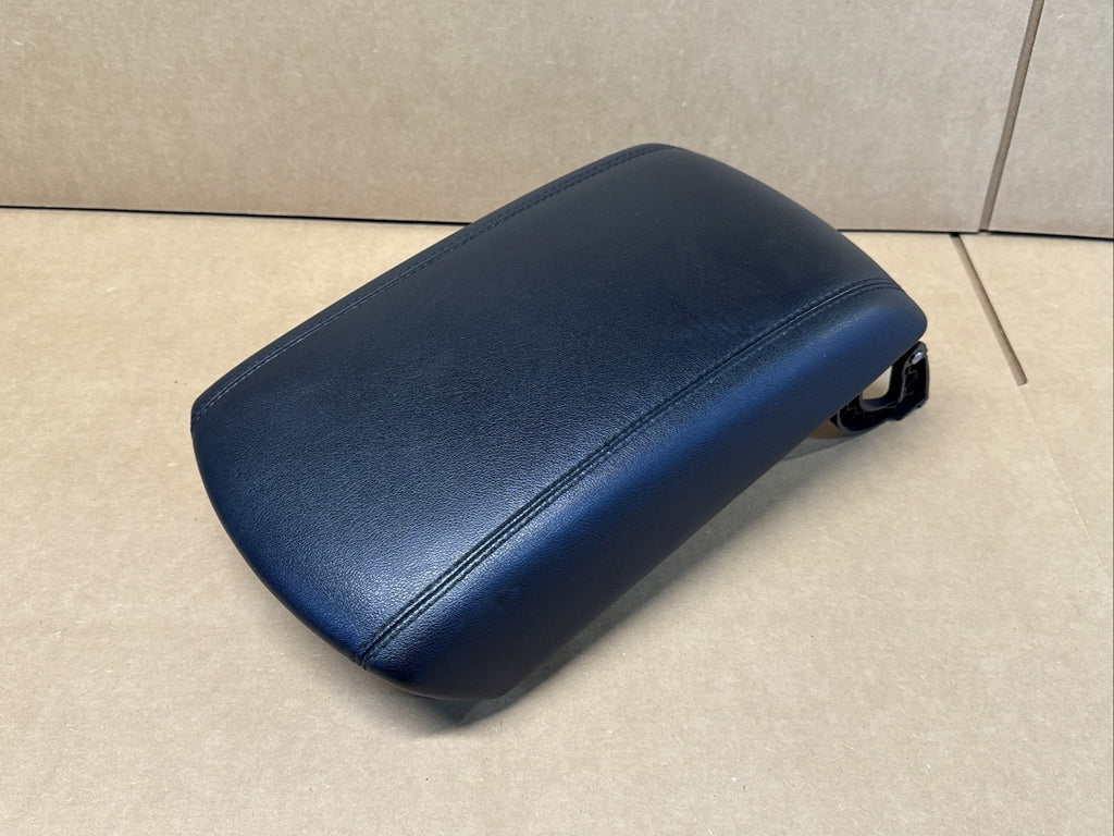 2021 2024 Ford Edge Center Console Arm Rest Armrest Lid Top Black Leather OEM0