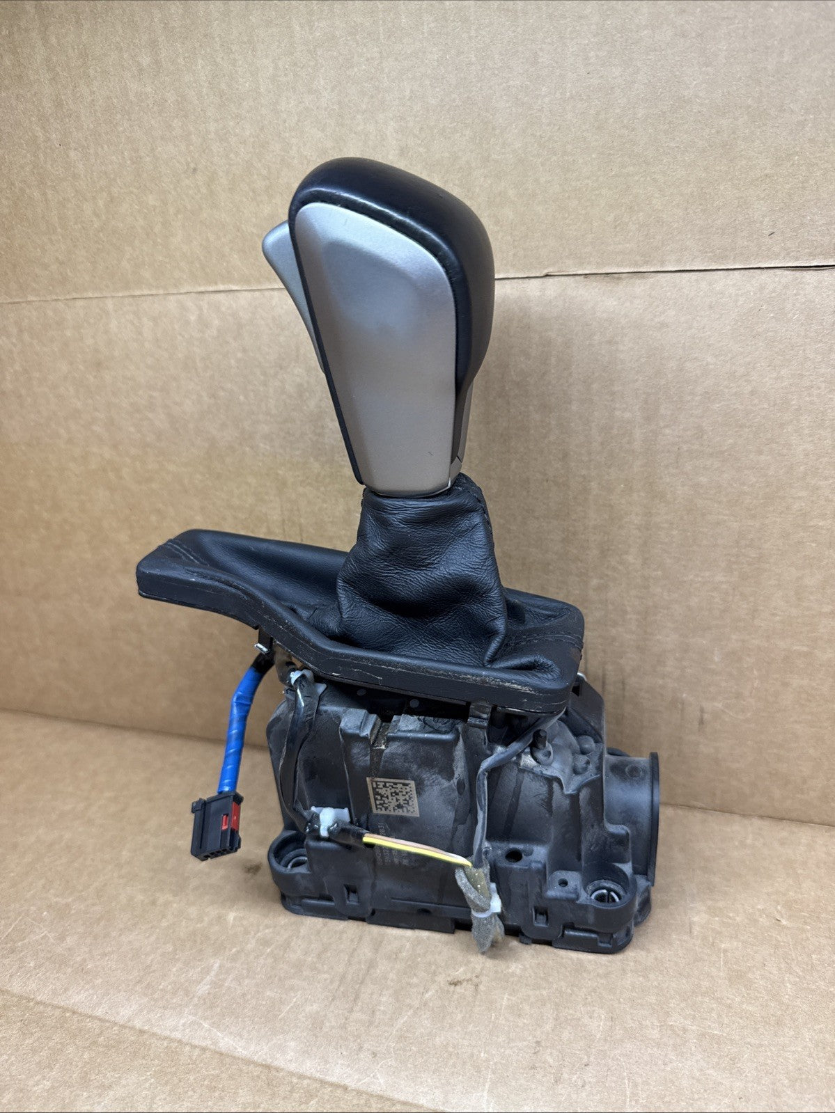 2016 2021 JEEP GRAND CHEROKEE AUTOMATIC GEAR SHIFTER HANDLE CONTROL 68428790AA1