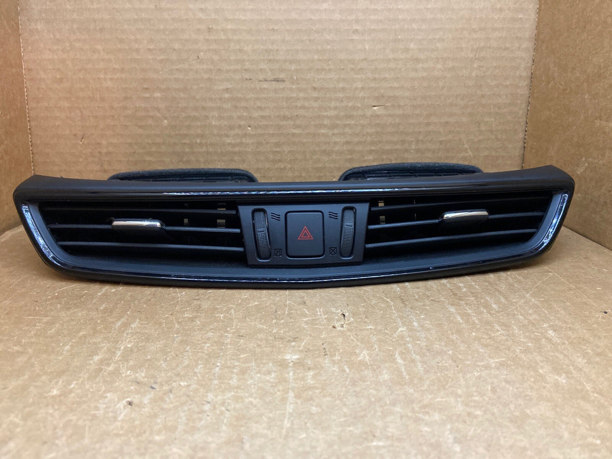 2017 2024 NISSAN ROGUE FRONT CENTER DASH AC HEAT AIR VENT BEZEL HAZARD SWITCH1
