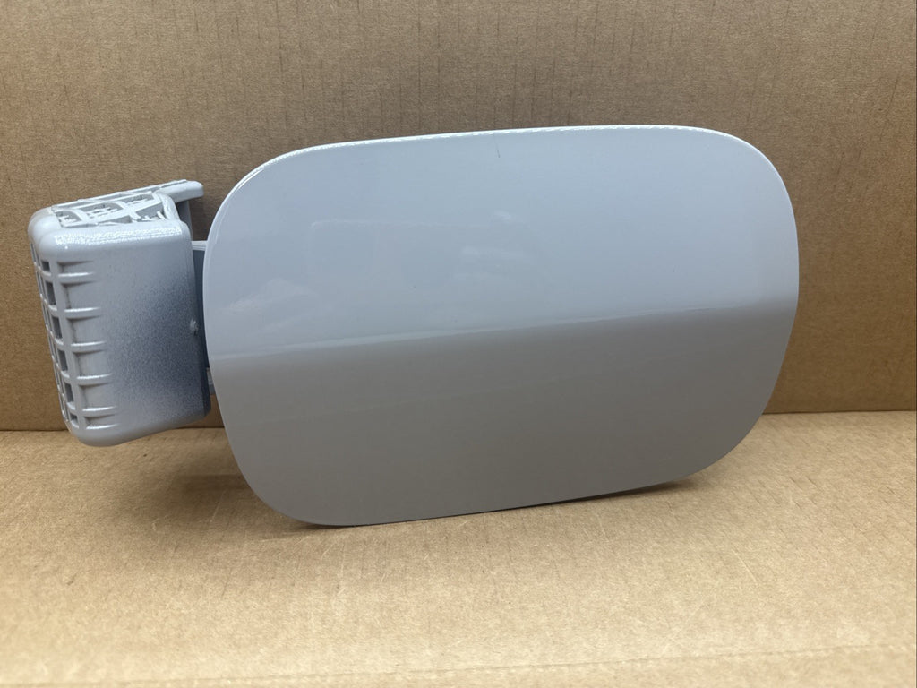 2018 2023 Hyundai Kona Fuel Gas Tank Filler Door Lid Cover OEM C5G0