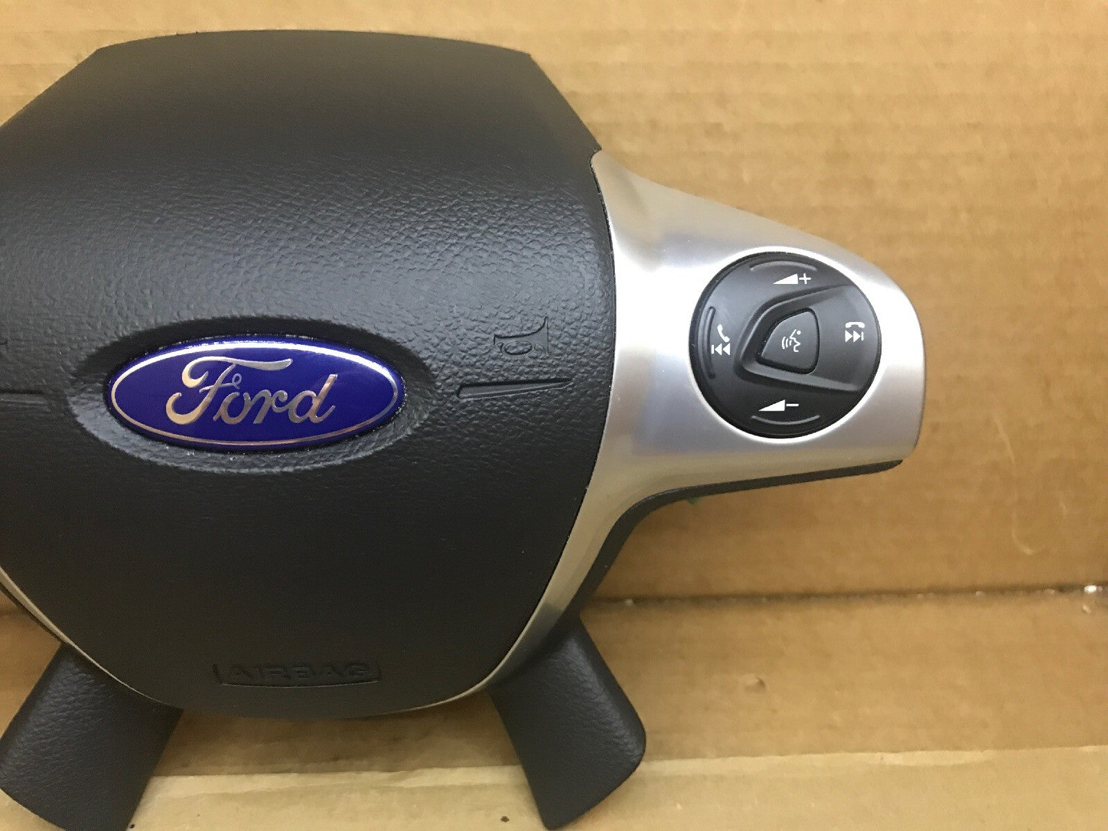 12 14 FORD FOCUS LEFT DRIVER SIDE STEERING WHEEL AIR BAG AIRBAG SYNC CRUISE 2