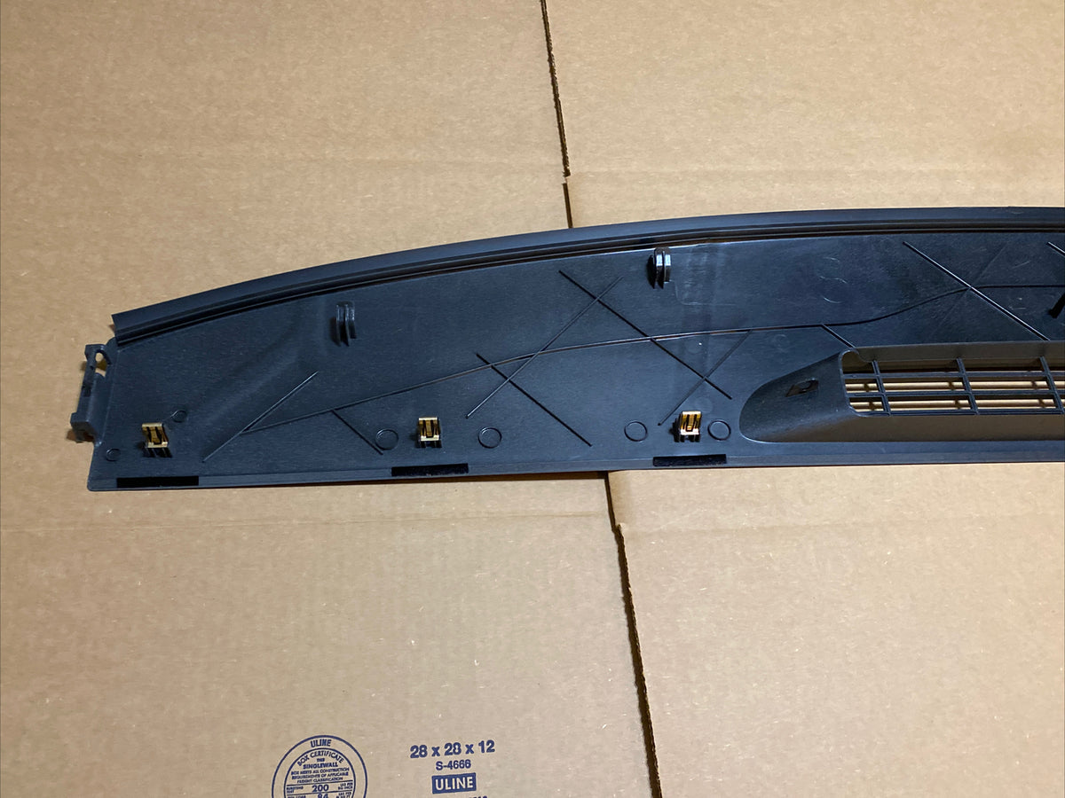 2007 2013 Silverado Escalade Sierra Tahoe Windshield Defrost Panel Cowl Titanium7
