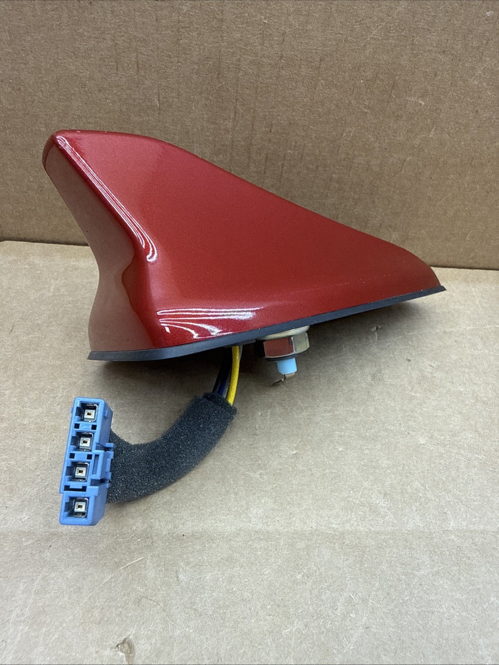 22-23 Kona, 19-23 Kona Electric Roof Radio Shark Fin Antenna Red 96210-K440Y2R0