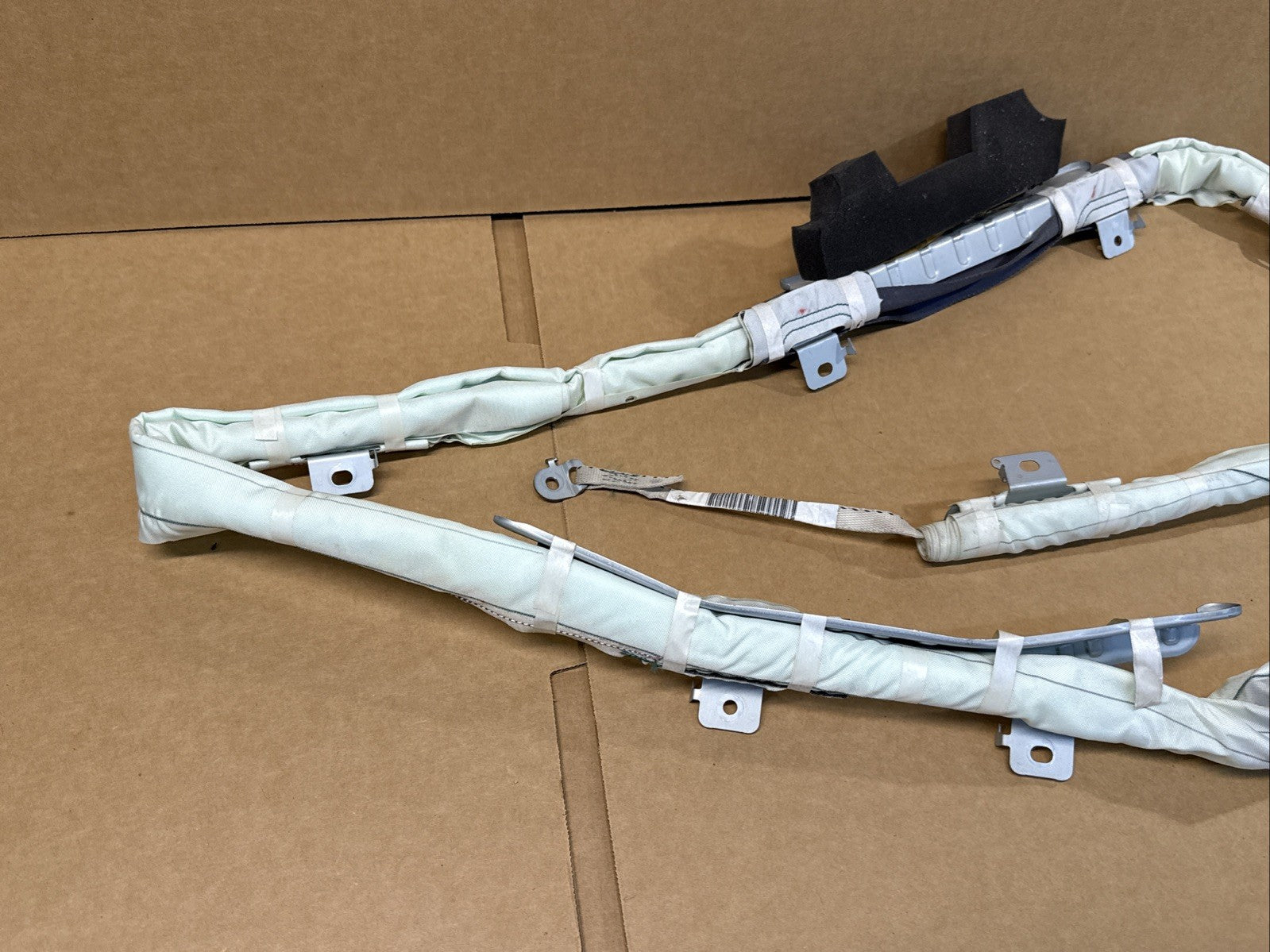 2011 2013 Infiniti M37 Left Side Driver Curtain Roof Air Bag Airbag1