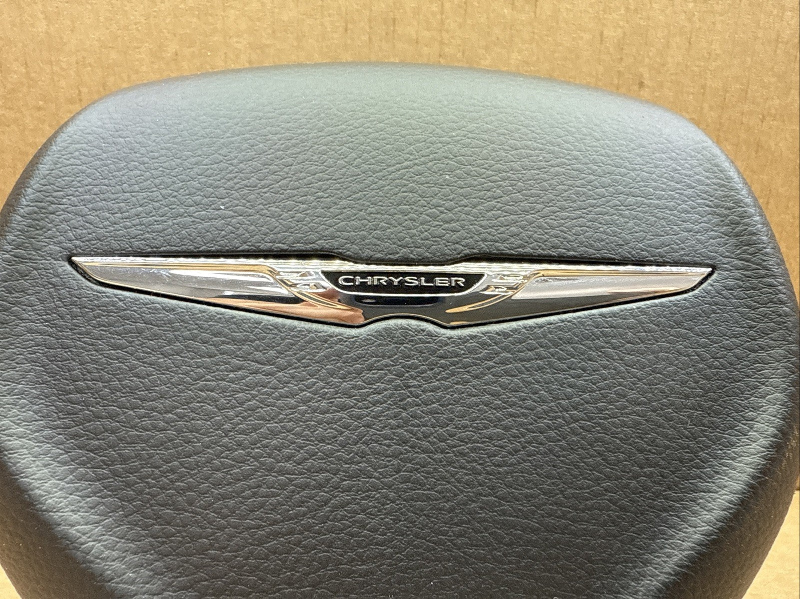 2017 2022 Chrysler Pacifica Front Left Driver Side Steering Wheel Air Bag Airbag5