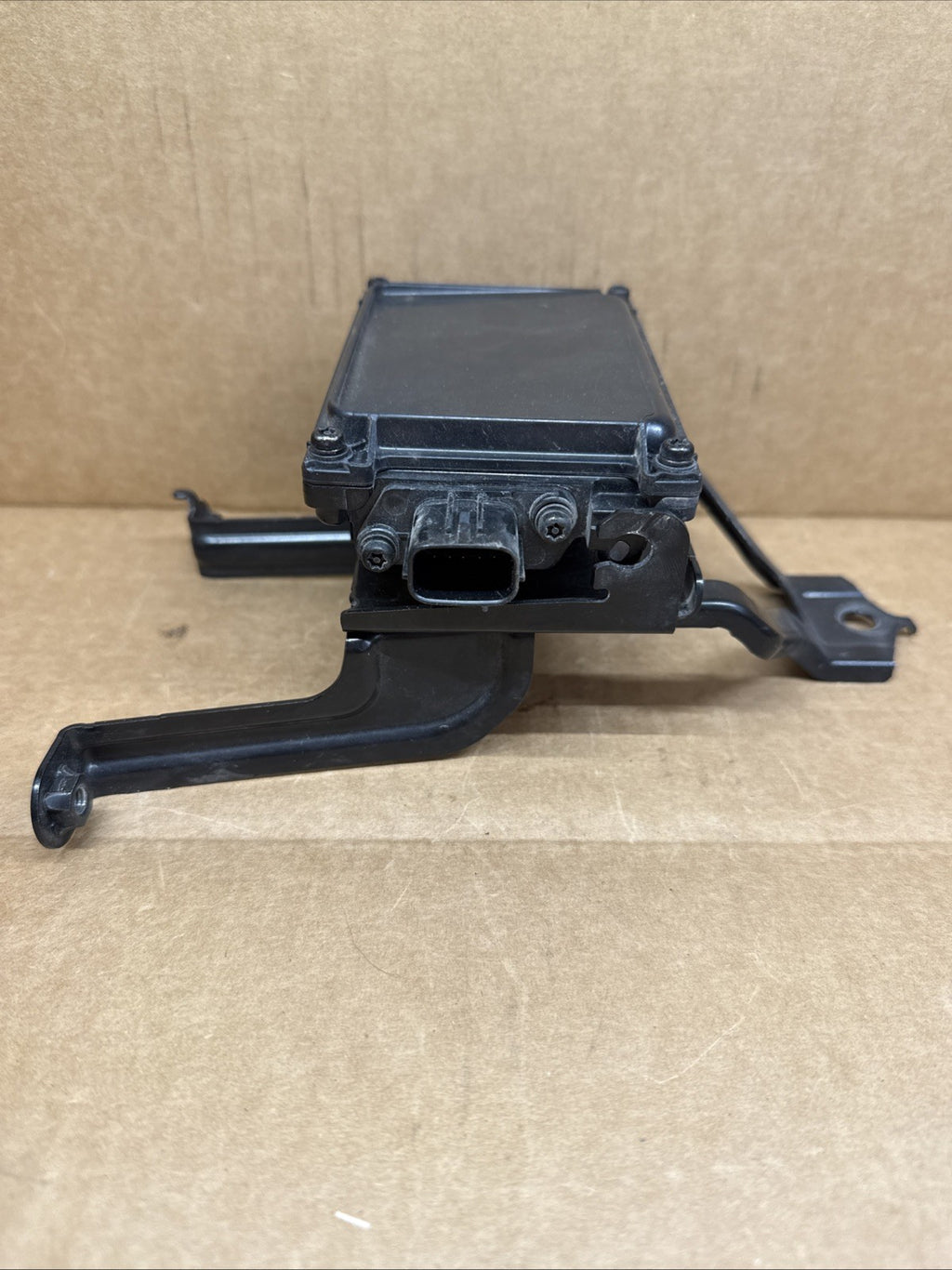 2017 2018 ACURA MDX CRUISE CONTROL RADAR DISTANCE SENSOR MODULE OEM2