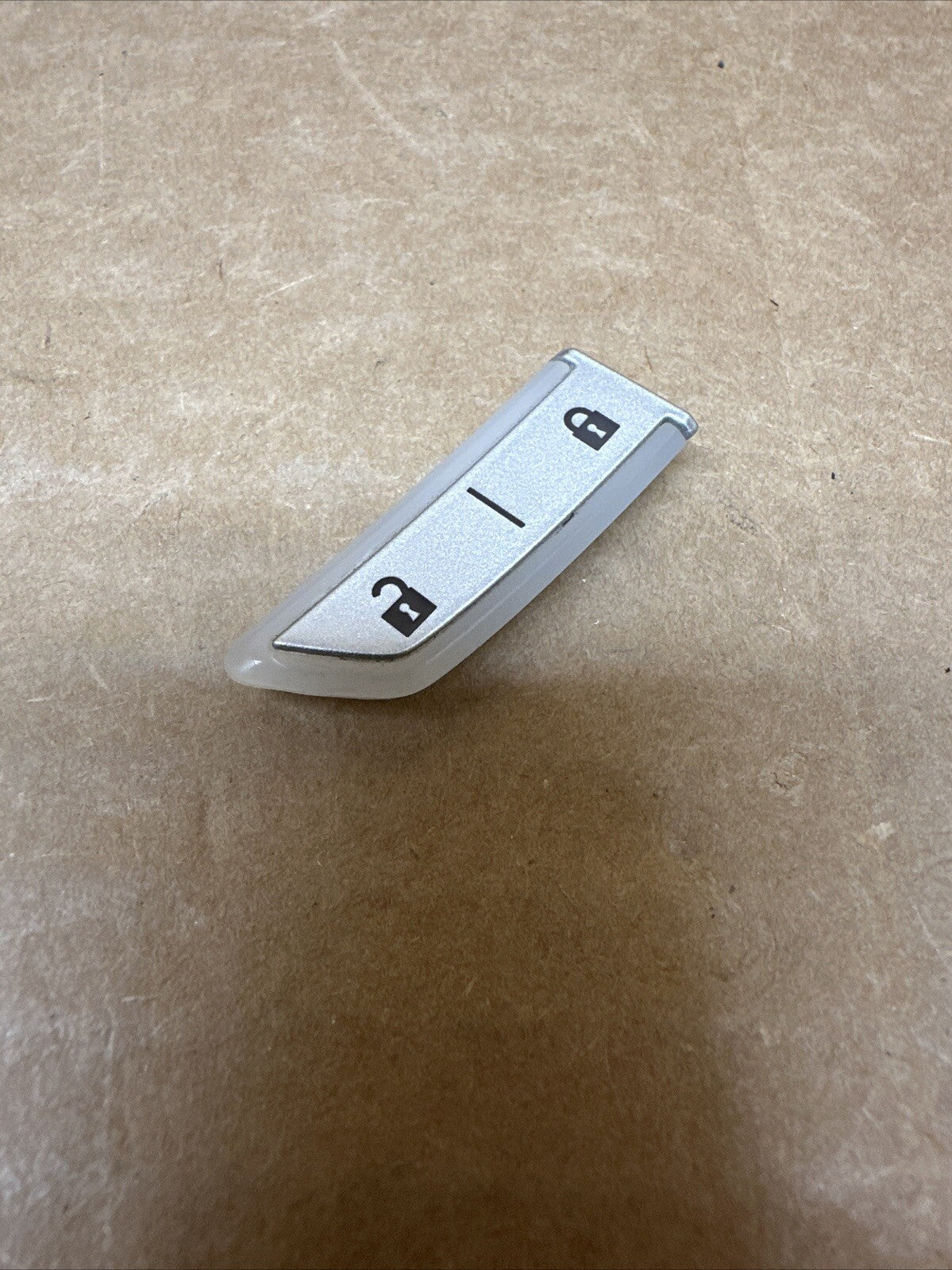 2010 2015 GMC Terrain Chevy Equinox Radio Control Panel Lock Unlock Button Cover5