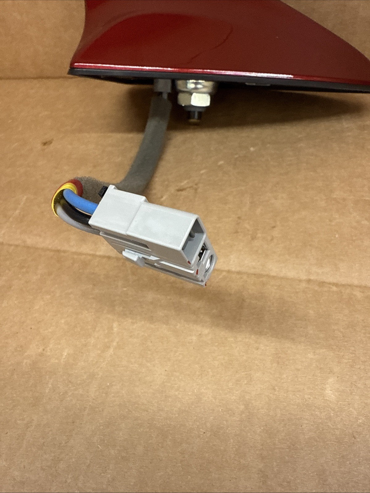 2016 2018 Kia Sorento Roof Radio Shark Fin Antenna Red OEM 96210 C61006