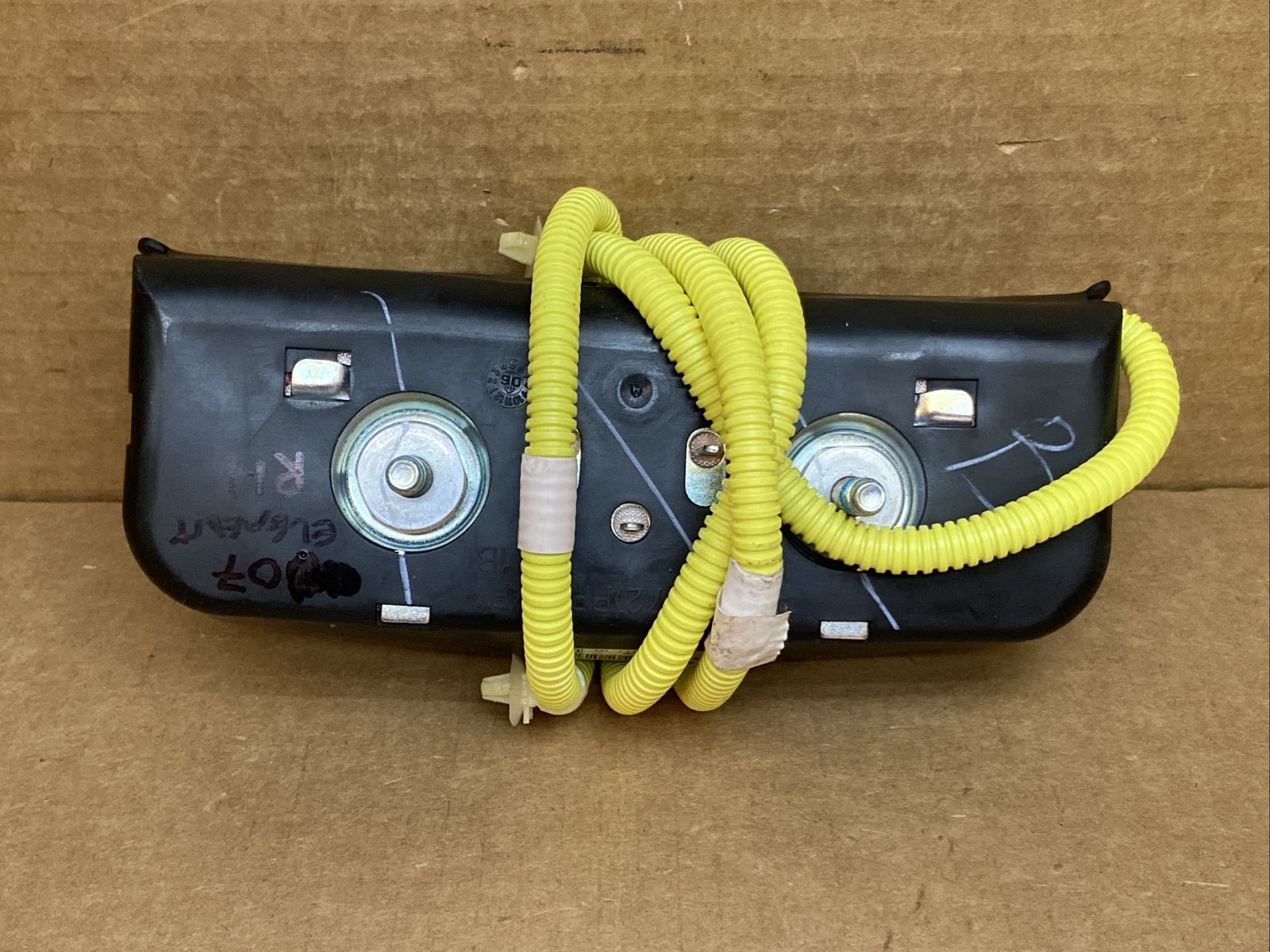 Honda Element Front Right Side Passenger Seat Air Bag Airbag 78000 SCV A811 M12