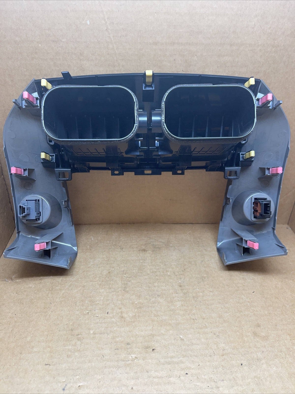 06 12 Toyota Rav4 Center Dash A/C Heater Air Vent Cover Trim Bezel Hazard Switch3