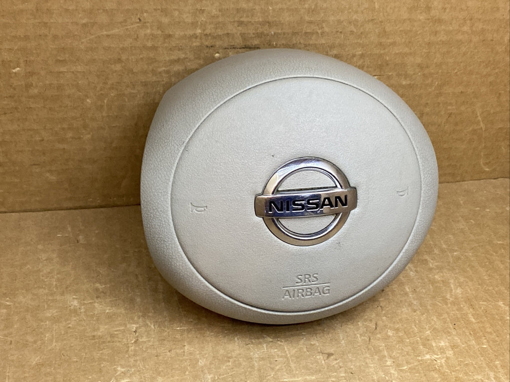 2009 2011 Nissan Cube Front Left Driver Side Steering Wheel Air Bag Airbag Gray2