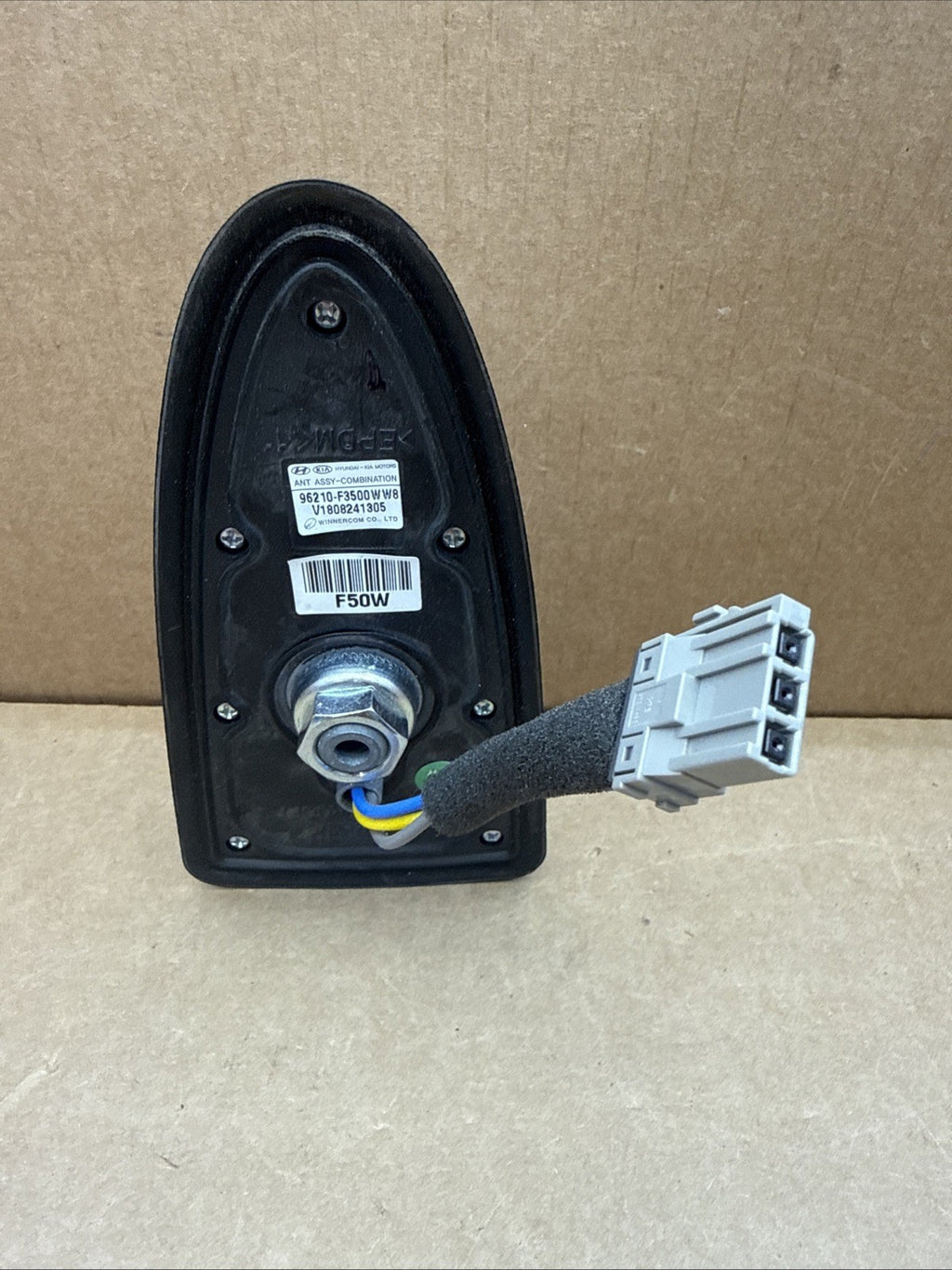 2019-2020 Hyundai Elantra Radio Shark Fin Antenna OEM White 96210-F3500WW82