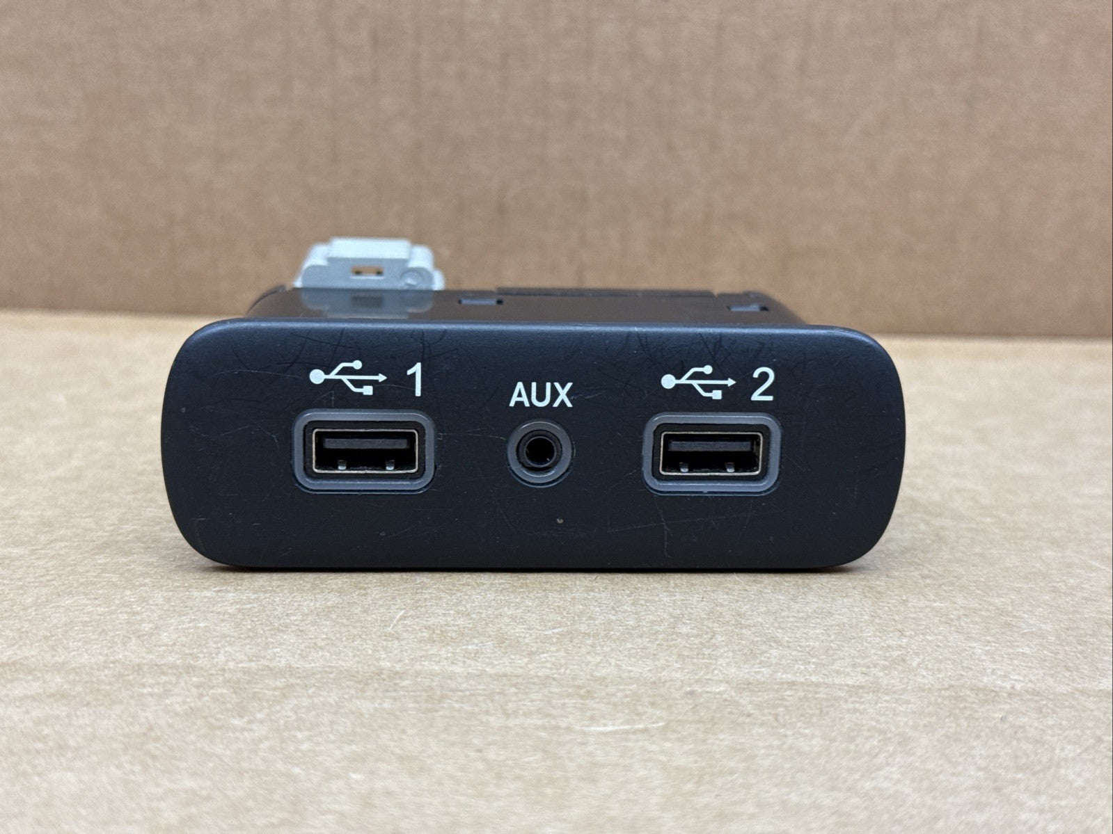 2017 2023 DODGE CHARGER CHALLENGER USB PORT CENTER CONSOLE OEM 68294075AB1