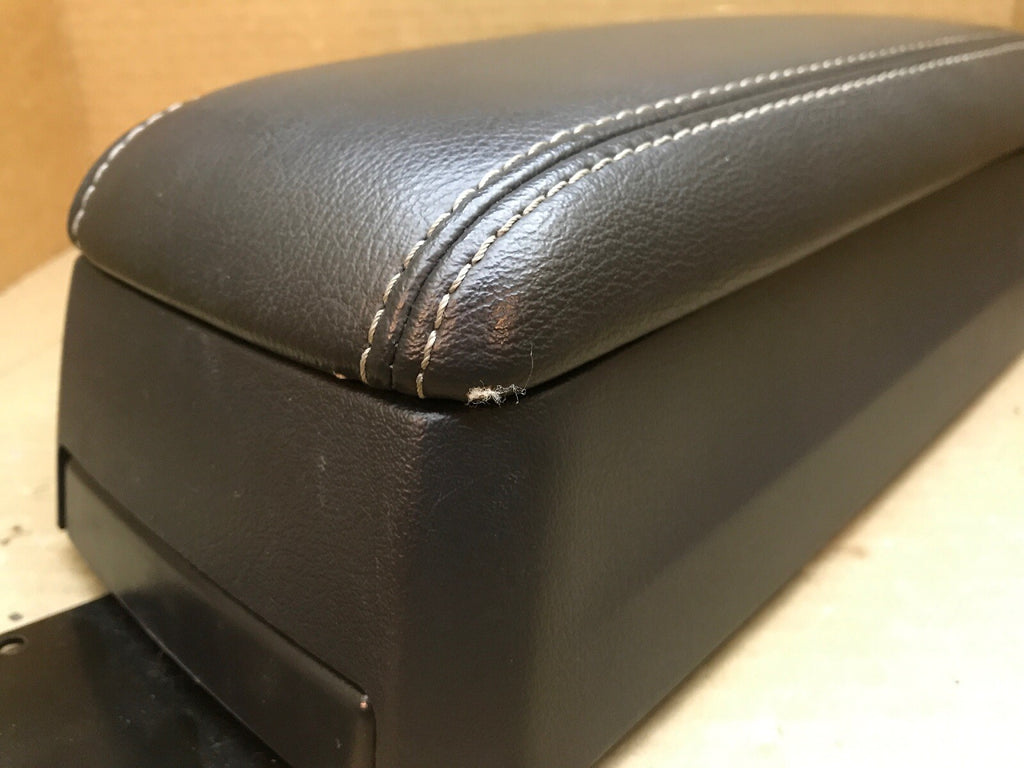 2009 2017 Patriot Compass Center Console Lid Cover Arm Rest Armrest Black OEM5