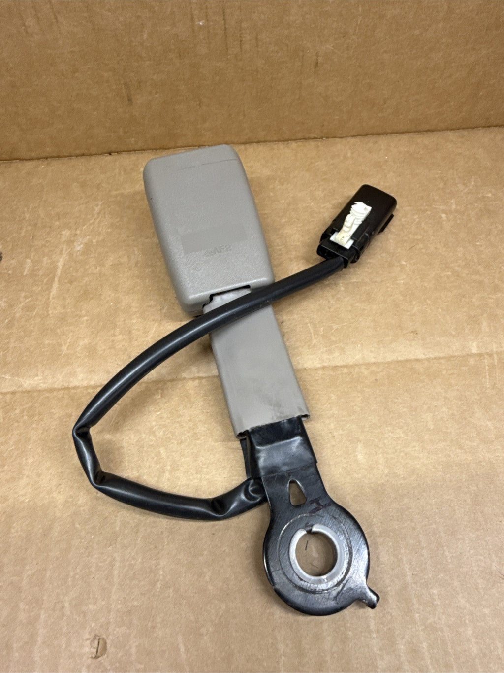 2009 2014 Ford F 150 Front Left Driver Seat Seatbelt Buckle Tan FE OEM4