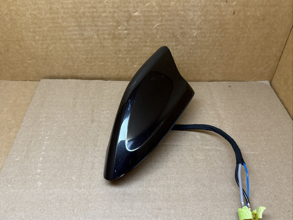 2016 2019 Ford Explorer Roof Antenna Shark Fin Black FT4T 19G461 AD59AY2