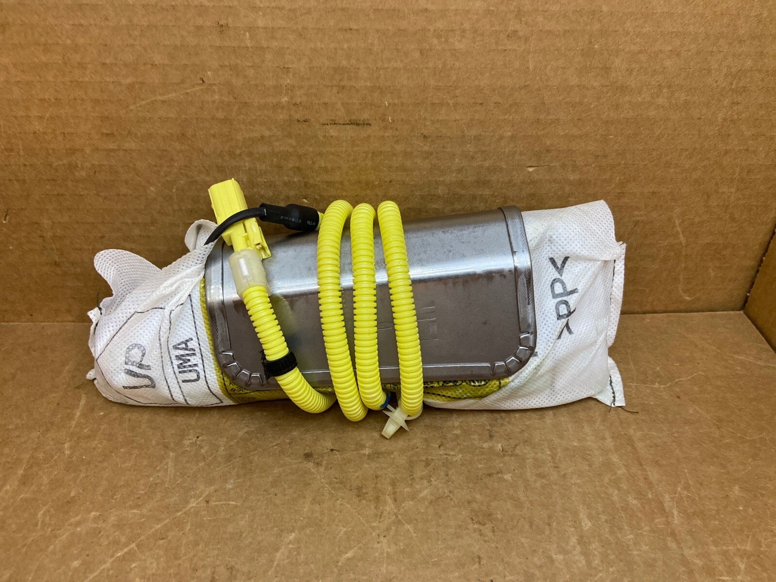 2016 2019 Kia Sorento Front Left Side Driver Seat Air Bag Airbag 88910 C65000