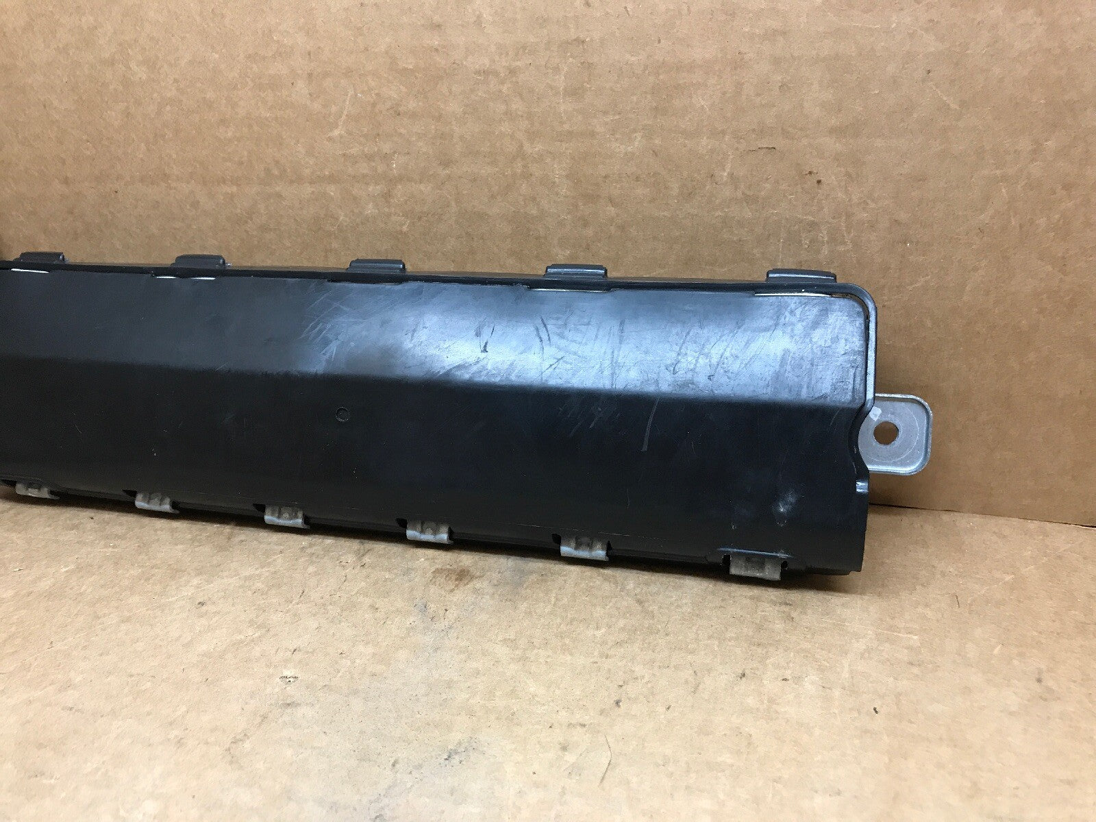 2018-2022 Chevy Spark Right Side Passenger Knee Lower Air Bag Airbag 425896232